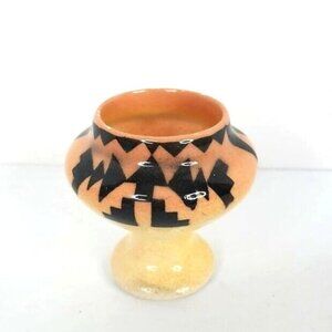 Navajo Miniature Pottery 2" Vase Vintage 87 Signed Yellowhair USA Tan Black